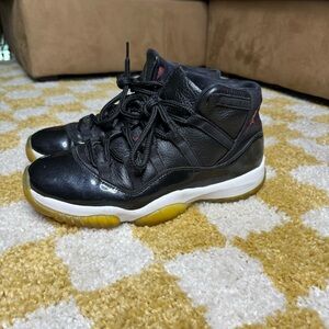 Jordan 11 (7210) Black/Red Size 9
